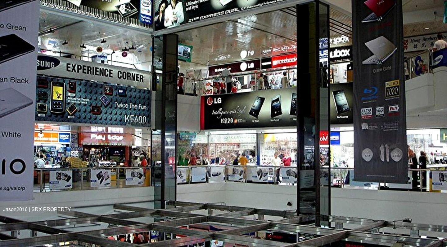 Sim Lim Square (D7), Shop House #462639051